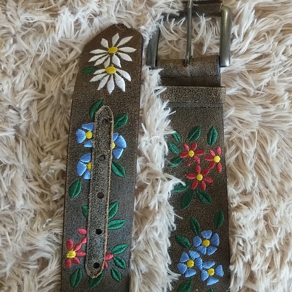 Accessories - Bright Floral Embroidered LEATHER Belt